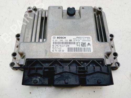 Calculateur moteur (ecu) PEUGEOT RCZ 1.6 16V (200 hp) 31850239
