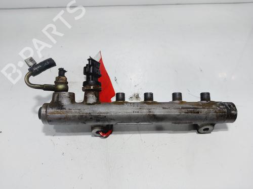 Used Injection rail OPEL ASTRA H (A04) [2004-2014]  29375812