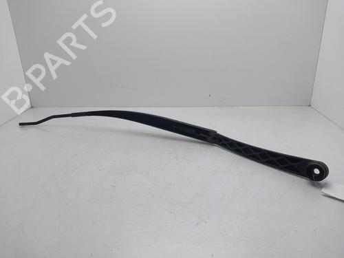 Used Front windshield wiper arm Front windshield wiper arm 37638846 37638846