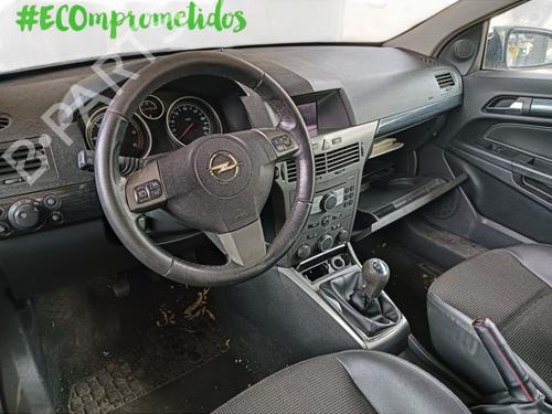 Left front fog light OPEL ASTRA H GTC (A04)  | BP22435530C30 