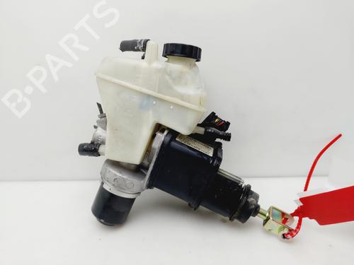 Used Brake master cylinder MERCEDES-BENZ E-CLASS (W211) E 240 (211.061) (177 hp) 29956577
