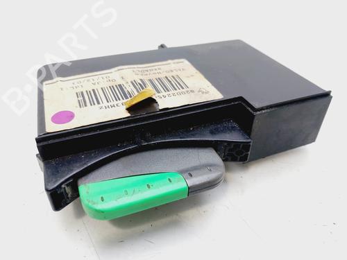 Used Ignition barrel RENAULT LAGUNA II (BG0/1_) 1.6 16V (BG1G, BG1H) (112 hp) 30120332