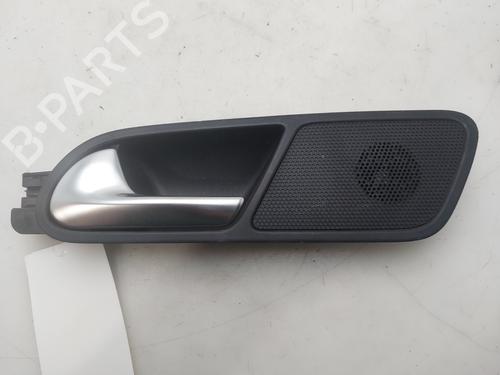 rear-left-interior-door-handle-vw-tiguan-5n_-2007-2008-2009-2010-2011-2012-2013-2014-2015-2016-2017-2018-33219214 main image