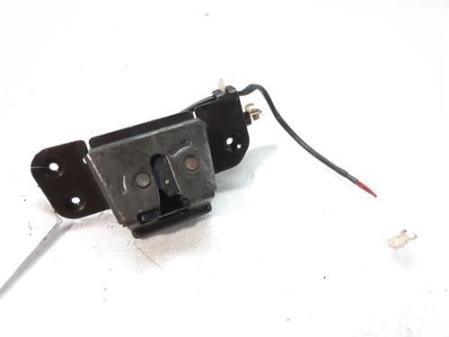 Used Tailgate lock DAEWOO REZZO (U100) 1.6 (105 hp) 8880922