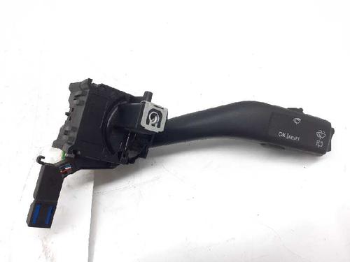 Used Steering column stalk SEAT LEON (1P1) 1.6 (102 hp) 5829636