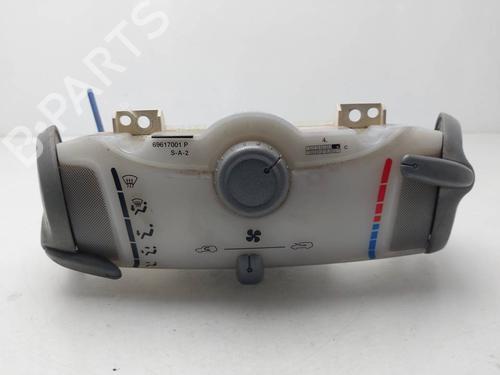 AC-Styringsenhed/Manøvreenhed AC-Styringsenhed/Manøvreenhed CITROËN C1 (PM_, PN_) 1.4 HDi (54 hp) 39751785 39751785