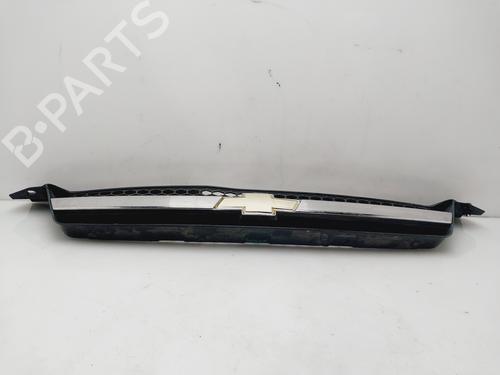 grille-chevrolet-kalos-2005-34277101 main image