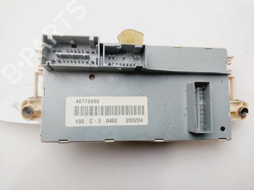 Fuse box FIAT STILO (192_) 1.4 16V | BP32411233E1