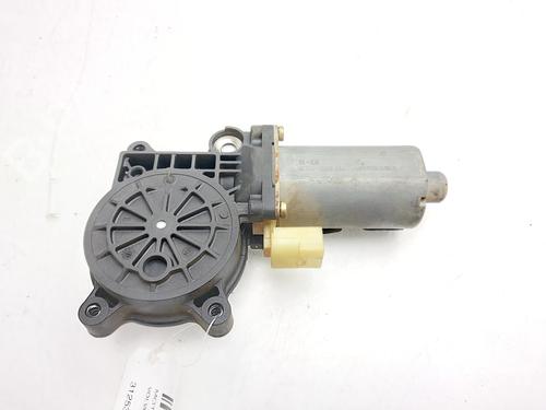 Used Right rear window motor Right rear window motor VOLVO XC90 I (275) T6 AWD (272 hp) 33327044 33327044