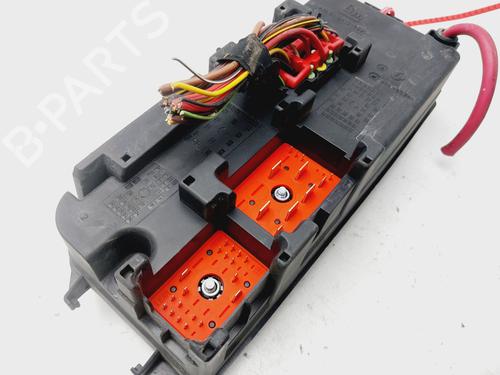 Fuse box OPEL VECTRA C (Z02) 1.8 16V | BP28208308E1 