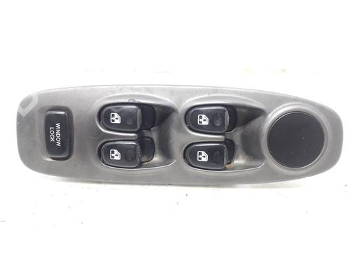Used Left front window switch Left front window switch HYUNDAI ACCENT II (LC) 1.5 CRDi (82 hp) 8646580 8646580