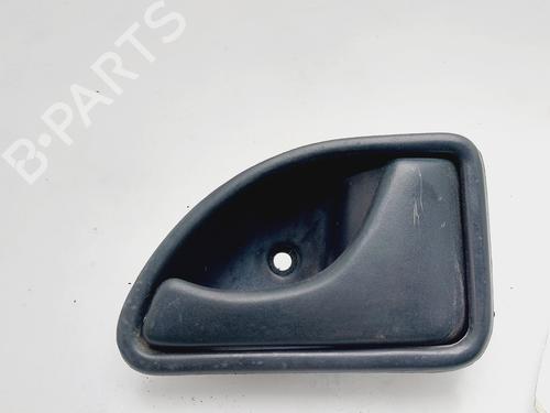 Used Front right interior door handle RENAULT KANGOO (KC0/1_) 1.4 (KC0C, KC0H, KC0B, KC0M) (75 hp) 18068369