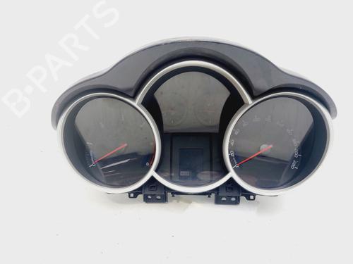 Used Instrument cluster CHEVROLET CRUZE (J300) 2.0 CDI (163 hp) 22543011