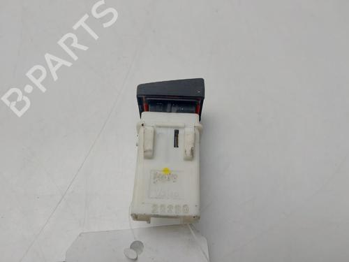 warning-switch-nissan-qashqai-i-j10-nj10-2006-2007-2008-2009-2010-2011-2012-2013-2014-2015-31839921 main image