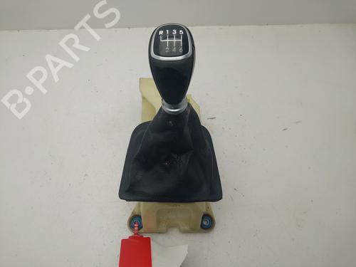 Used Gear lever HYUNDAI i40 I CW (VF) 1.7 CRDi (116 hp) 27660807