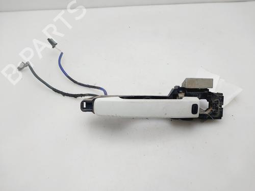 Venstre fortil udvendigt håndtag NISSAN QASHQAI I (J10, NJ10) 2.0 dCi (150 hp) 32177184