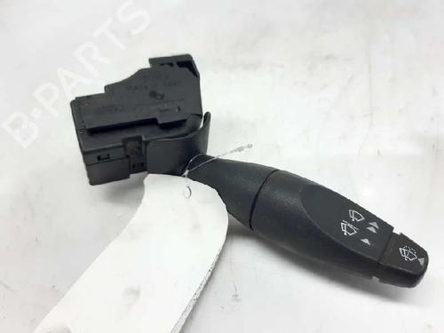 Used Steering column stalk FORD FIESTA V (JH_, JD_) 1.4 TDCi (68 hp) 5791271
