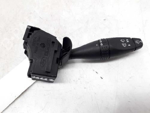 Used Steering column stalk FORD MONDEO III (B5Y) 2.0 16V TDDi / TDCi (115 hp) 2888655