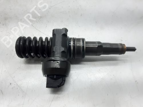 Used Injector SEAT LEON (1P1) 1.9 TDI (105 hp) 7228744