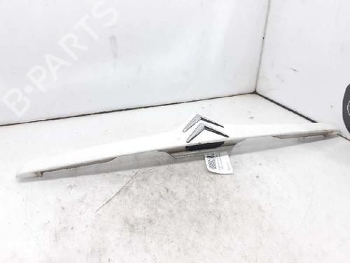 Used Tailgate handle CITROËN XSARA Coupe (N0) 1.9 D (70 hp) 4472678