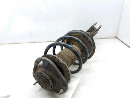 Used Right front shock absorber TOYOTA AVENSIS Saloon (_T25_) 2.0 D-4D (CDT250_, CDT250R) (116 hp) 2885709