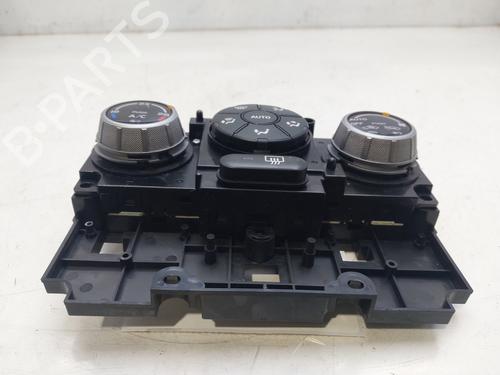 Climate control SUZUKI GRAND VITARA II (JT, TE, TD) 1.9 DDiS (JB419WD, JB419XD) | BP18032937I5 