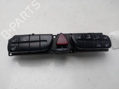 Used Warning switch Warning switch MERCEDES-BENZ C-CLASS (W203) C 270 CDI (203.016) (170 hp) 36478389 36478389