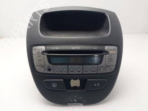 Bilradio Bilradio TOYOTA AYGO (_B1_) 1.0 (KGB10_, KGB10R) (68 hp) 34582492 34582492