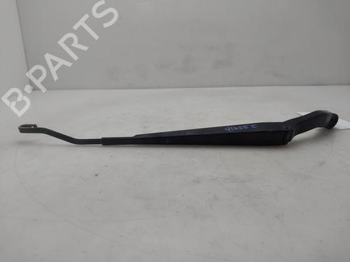 Used Front windshield wiper arm Front windshield wiper arm TOYOTA COROLLA Liftback (_E11_) 2.0 D (CE110) (72 hp) 36223171 36223171
