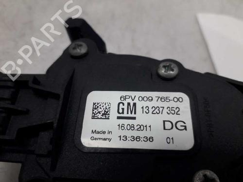 Pedal OPEL INSIGNIA A (G09) 2.0 CDTI (68) | BP3135798I4 