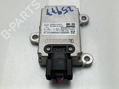 Used Electronic module Electronic module KIA SOUL II (PS) 1.6 CRDi 128 (126 hp) 39960274 39960274