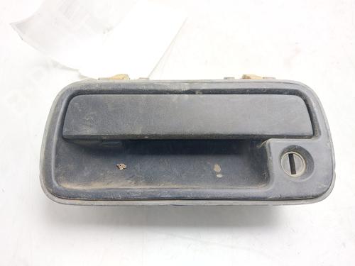 Used Front left exterior door handle Front left exterior door handle SUZUKI VITARA (ET) HDI (SE 420HDI) (87 hp) 34613072 34613072