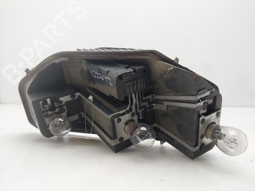 Used Lamp holder Lamp holder 37011633 37011633