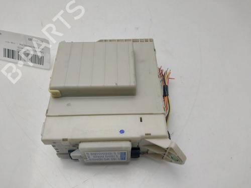 Boîte à Fusibles LEXUS IS II (_E2_) 220d (ALE20) (177 hp) 31877318