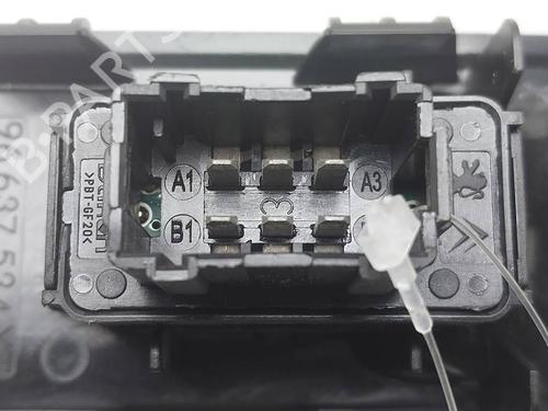 Right front window switch CITROËN C3 II (SC_) | BP38533724I26 - Image 2