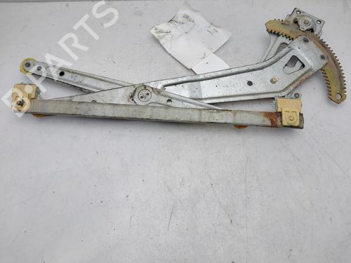 Front right window mechanism ISUZU TROOPER I Open Off-Road Vehicle (UBS) 2.2 TD (UBS52) (72 hp) 12436856