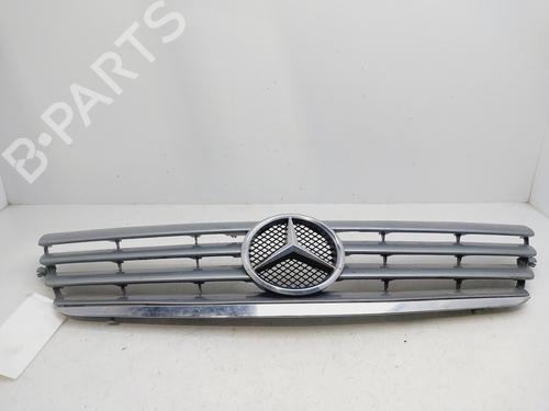 Used Grille MERCEDES-BENZ C-CLASS Coupe (CL203) [2001-2011]  27864198