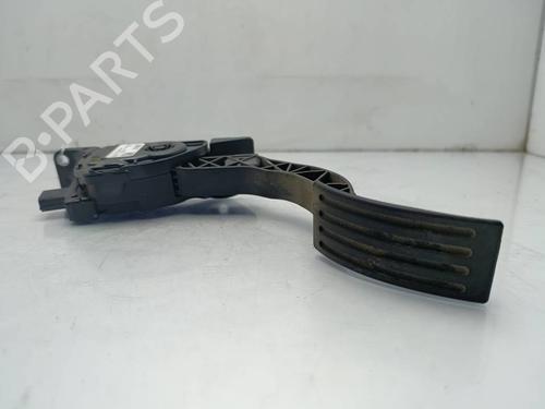 Used Pedal Pedal VOLVO V40 Hatchback (525) D2 (114 hp) 39651390 39651390