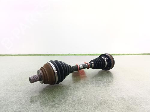 Used Left front driveshaft Left front driveshaft VW JETTA III (1K2) 1.9 TDI (105 hp) 33614808 33614808