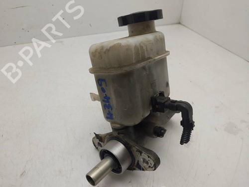 brake-master-cylinder-hyundai-santa-fe-ii-cm-2005-2006-2007-2008-2009-2010-2011-2012-2013-2014-2015-40456667 main image