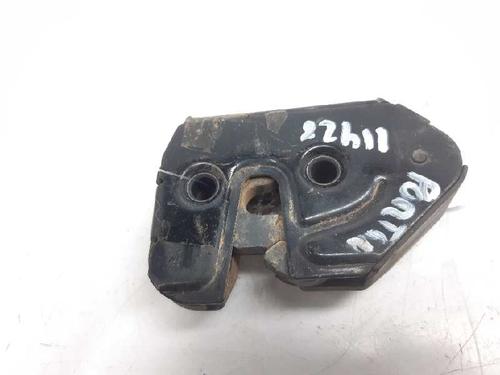 Tailgate lock LAND ROVER DISCOVERY III (L319) 2.7 TD 4x4 | BP5885028C101 