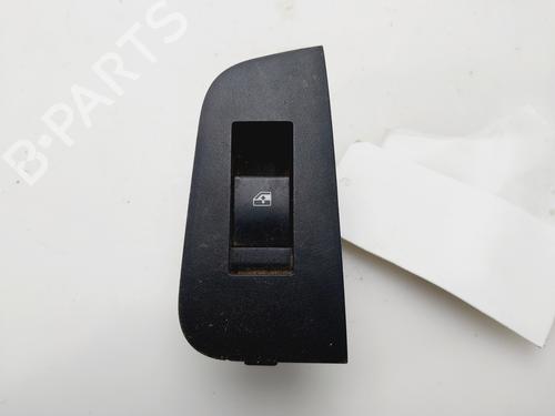 Used Right rear window switch CHEVROLET EPICA (KL1_) [2004-2011]  31978984