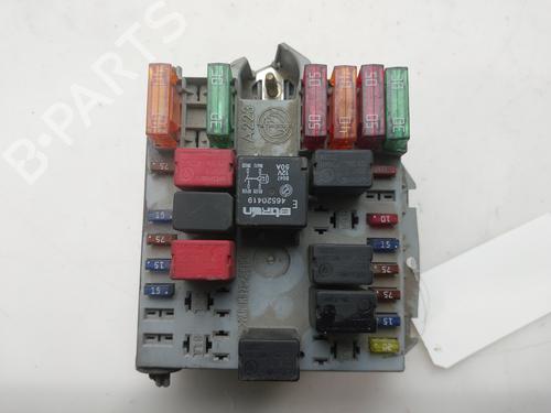 Used Fuse box Fuse box 37534227 37534227