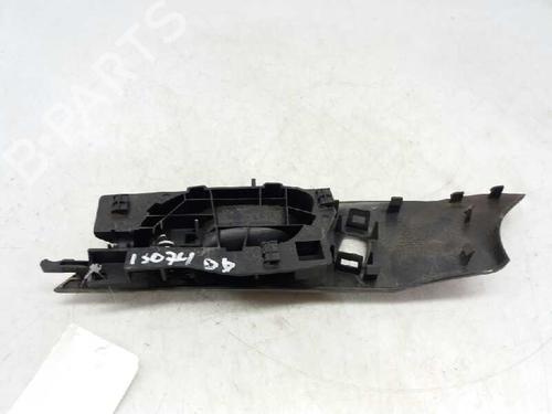 Portiergreep binnen rechts voor PEUGEOT 407 SW (6E_, 6D_) 2.0 (136 hp) 96526177 | 96526177 |