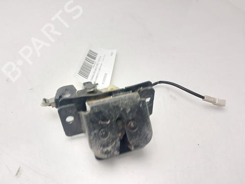 Used Tailgate lock KIA SORENTO I (JC) 2.5 CRDi (170 hp) 31371649