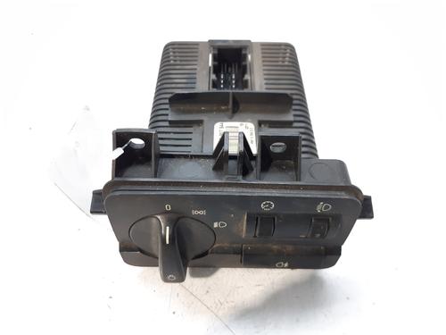Used Headlight switch BMW 3 (E46) 320 d (136 hp) 10068185