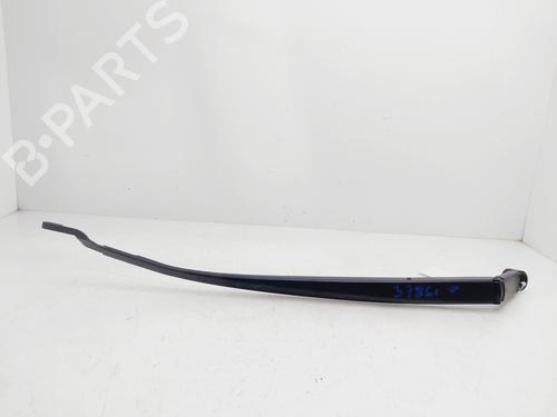 Used Front windshield wiper arm TOYOTA AURIS (_E15_) [2006-2012]  26730272
