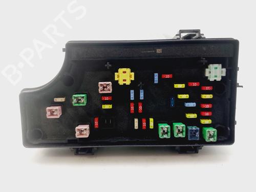 Used Fuse box Fuse box CHRYSLER SEBRING (JS) 2.0 CRD (140 hp) 33605211 33605211