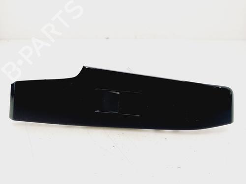 Used Right rear window switch LEXUS IS III (_E3_) 300h (AVE30_, AVE30R) (223 hp) 31979011