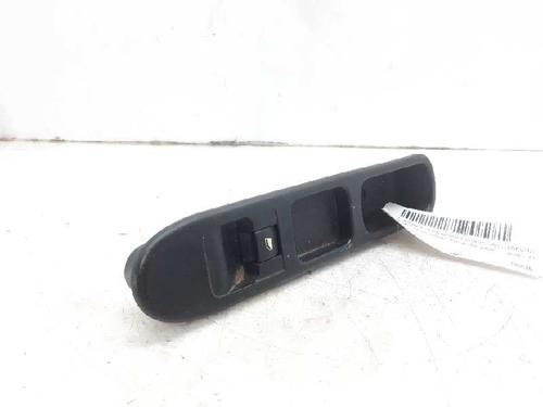 Used Right front window switch PEUGEOT 307 Break (3E) 1.6 HDi 110 (109 hp) 12399981